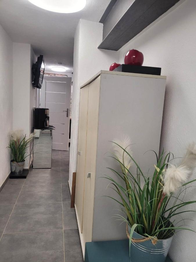 Pokoje Na Warszawskiej Gorzow Wielkopolski Luaran gambar
